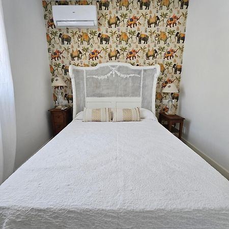 Pedregalejo Beach House Apartment มาลากา ภายนอก รูปภาพ