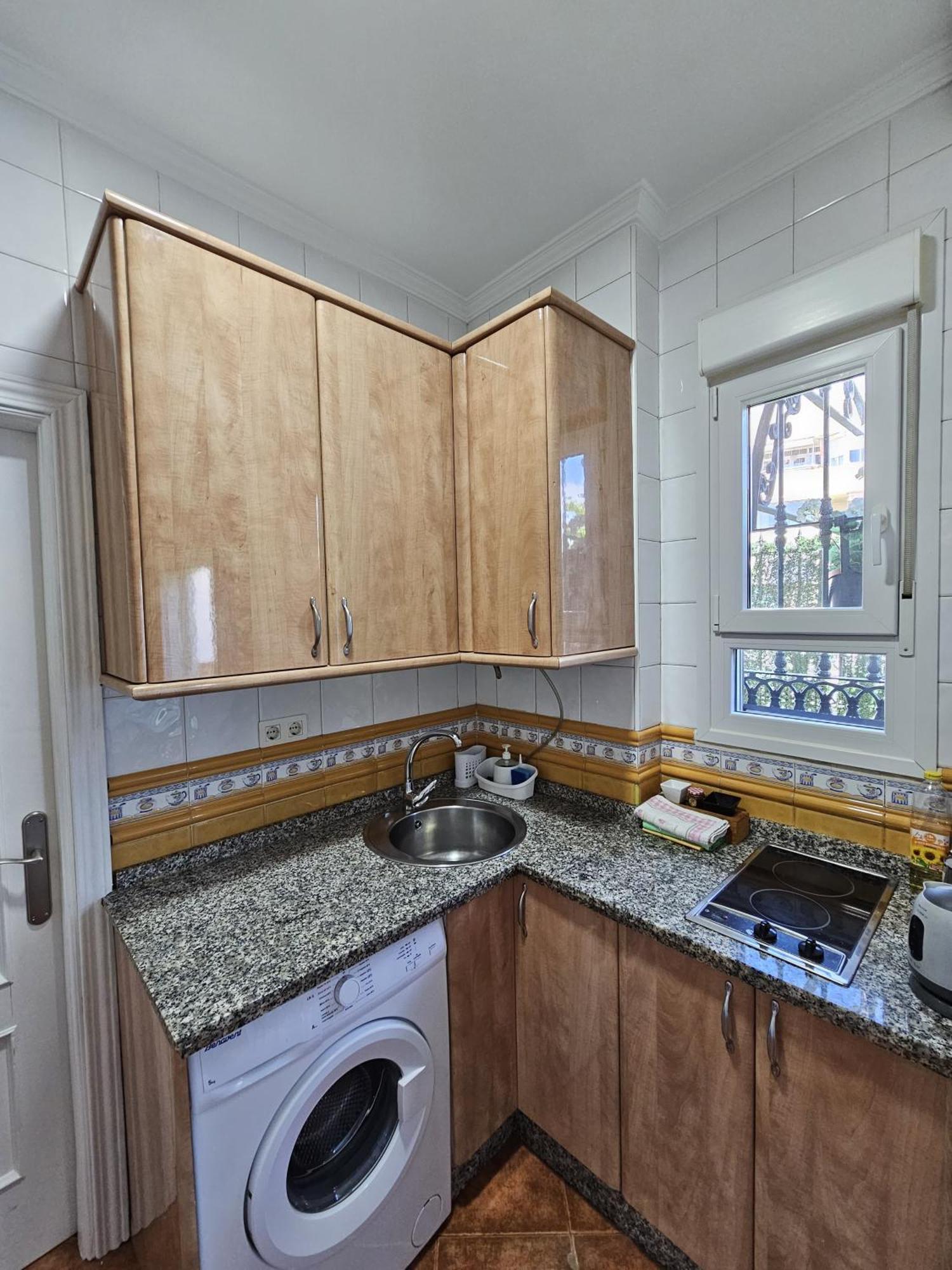 Pedregalejo Beach House Apartment มาลากา ภายนอก รูปภาพ